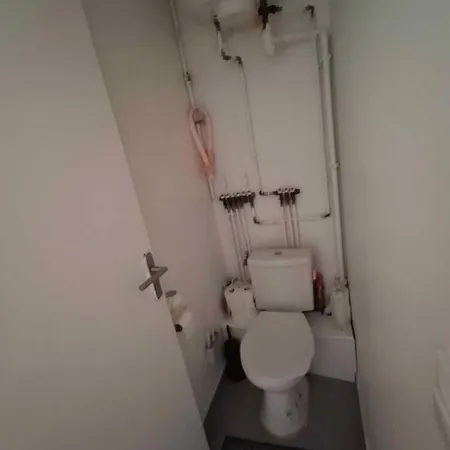 T2 A Louer Apartment